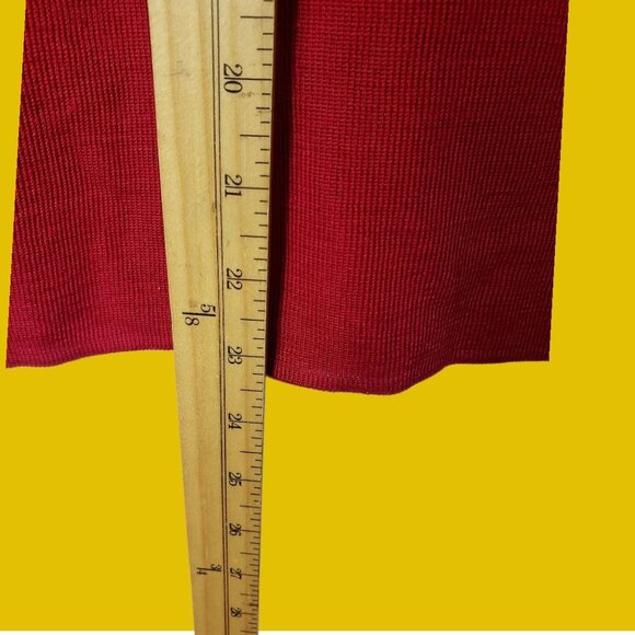 Ribbed Knit Mock neck Short Sleeve Top Red size Medium - Picture 3 of 6